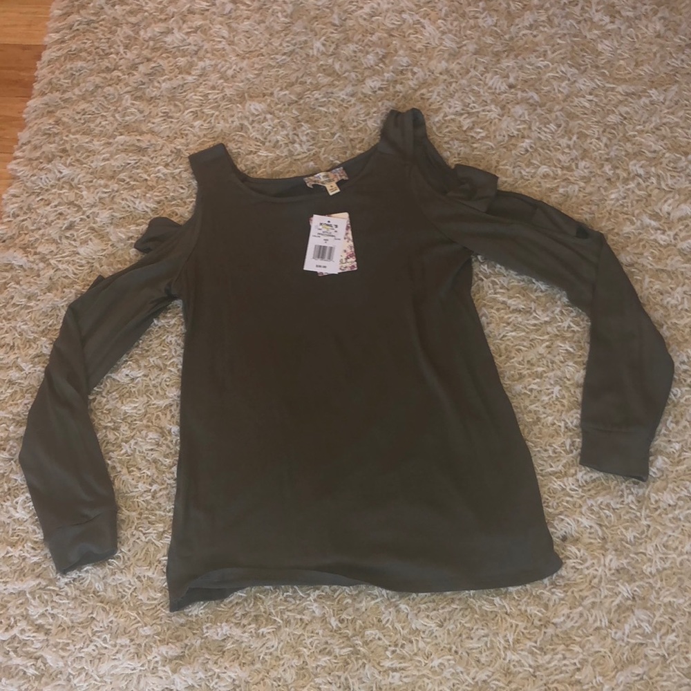 Women’s SM shirt, NWT